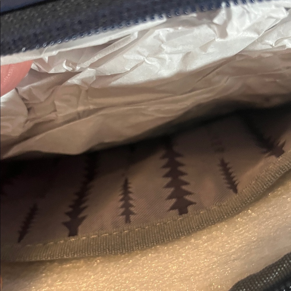 Thacker Emery Nylon Belt Bag - Picture 9 of 10